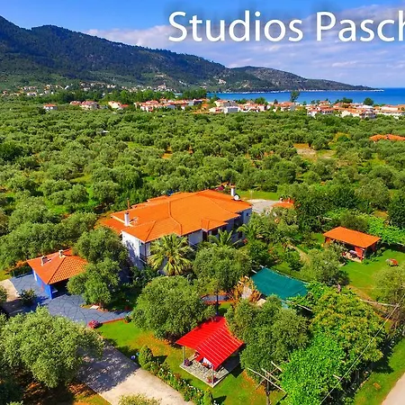 Paschalis Apartament *
